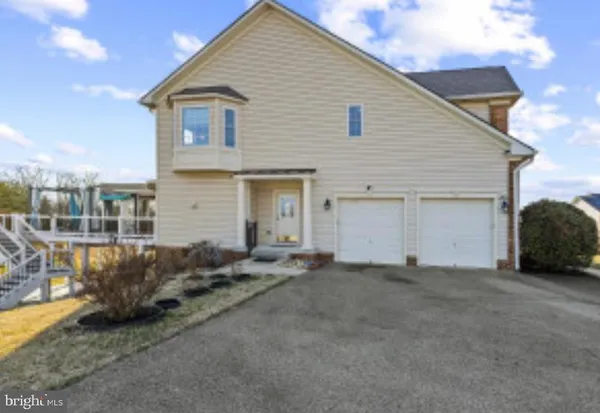 $940,000 | 2501 Friendship Heights Drive, Fort Washington, MD 20744