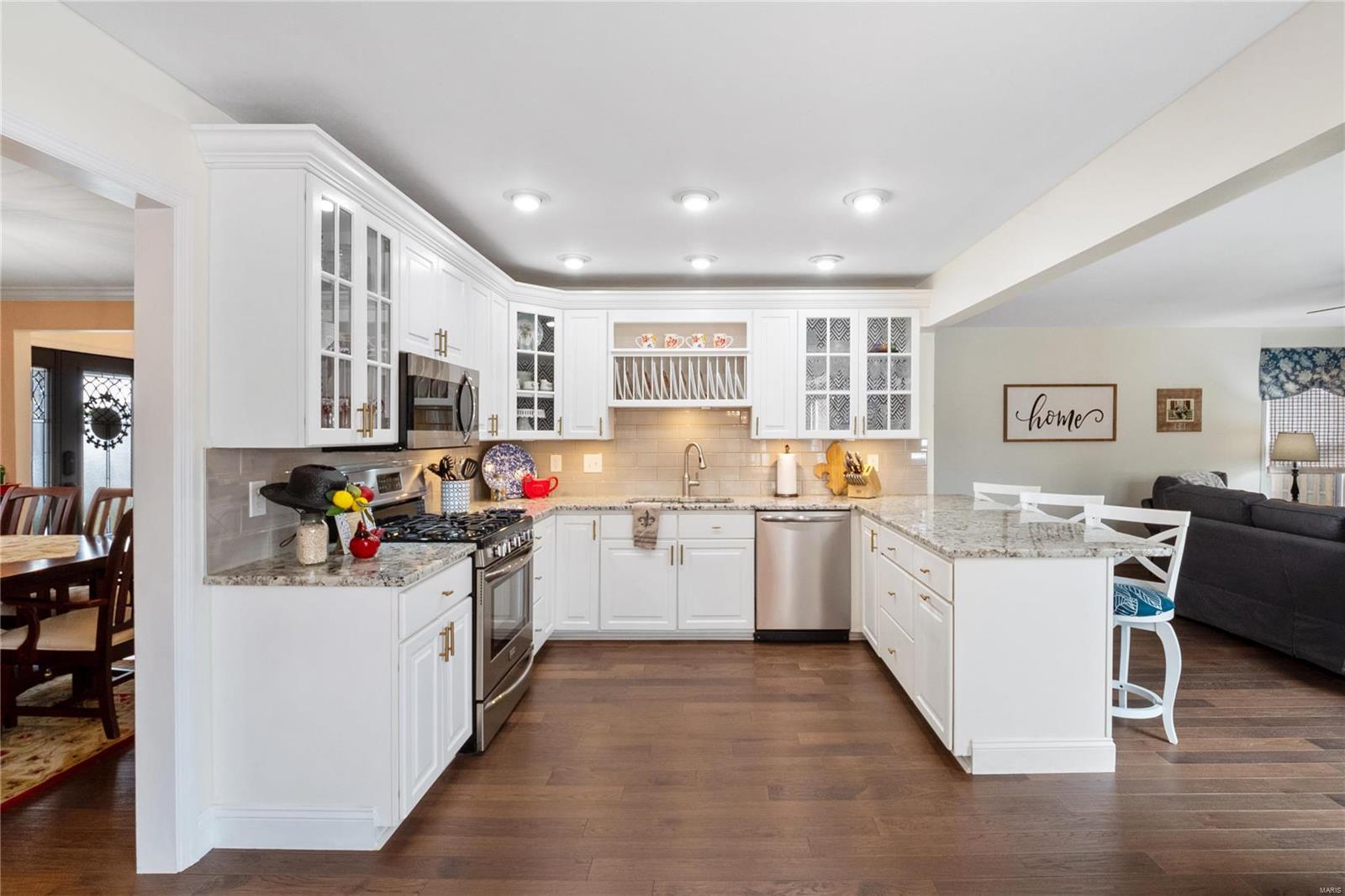 632 Waterford View Court Ballwin, MO 63021 - Photo 11 of 49