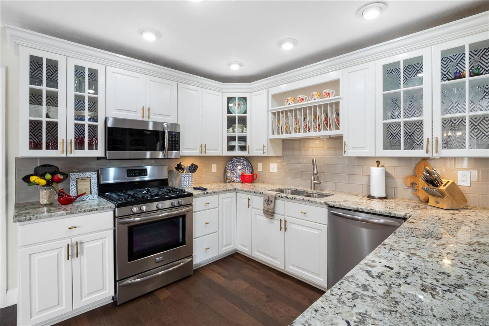 632 Waterford View Court Ballwin, MO 63021 - Photo 13 of 49