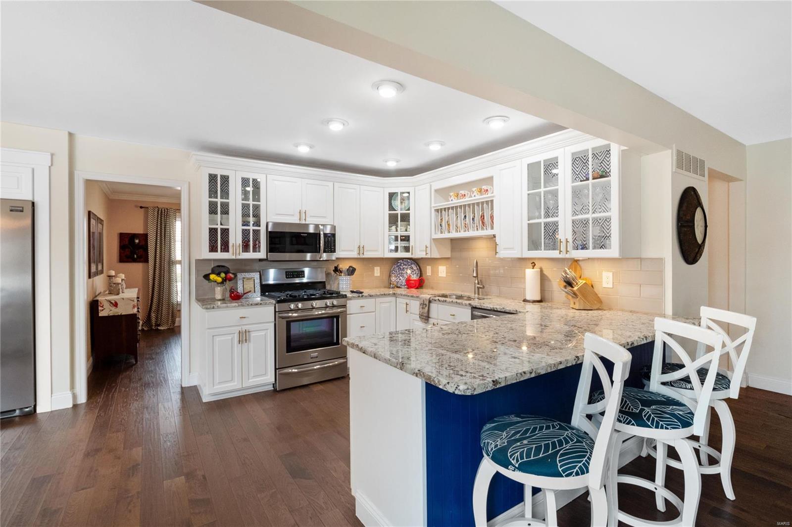 632 Waterford View Court Ballwin, MO 63021 - Photo 14 of 49