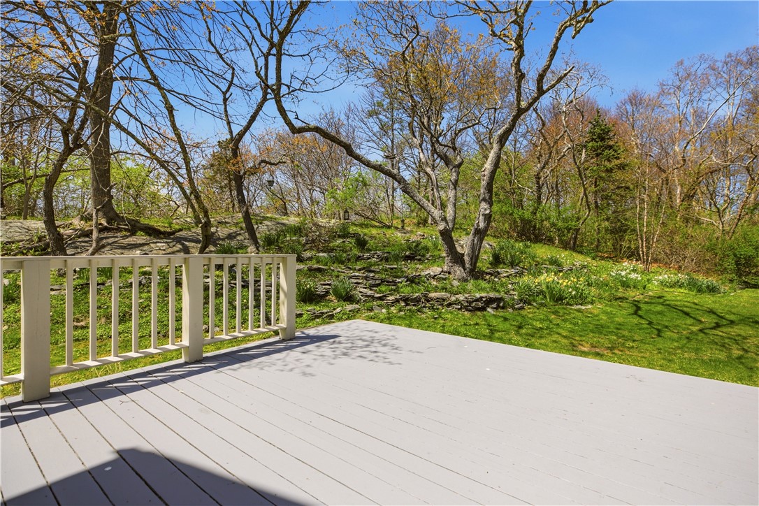 15 Hammersmith Road, Unit 30A Newport, RI 02840 - Photo 23 of 49