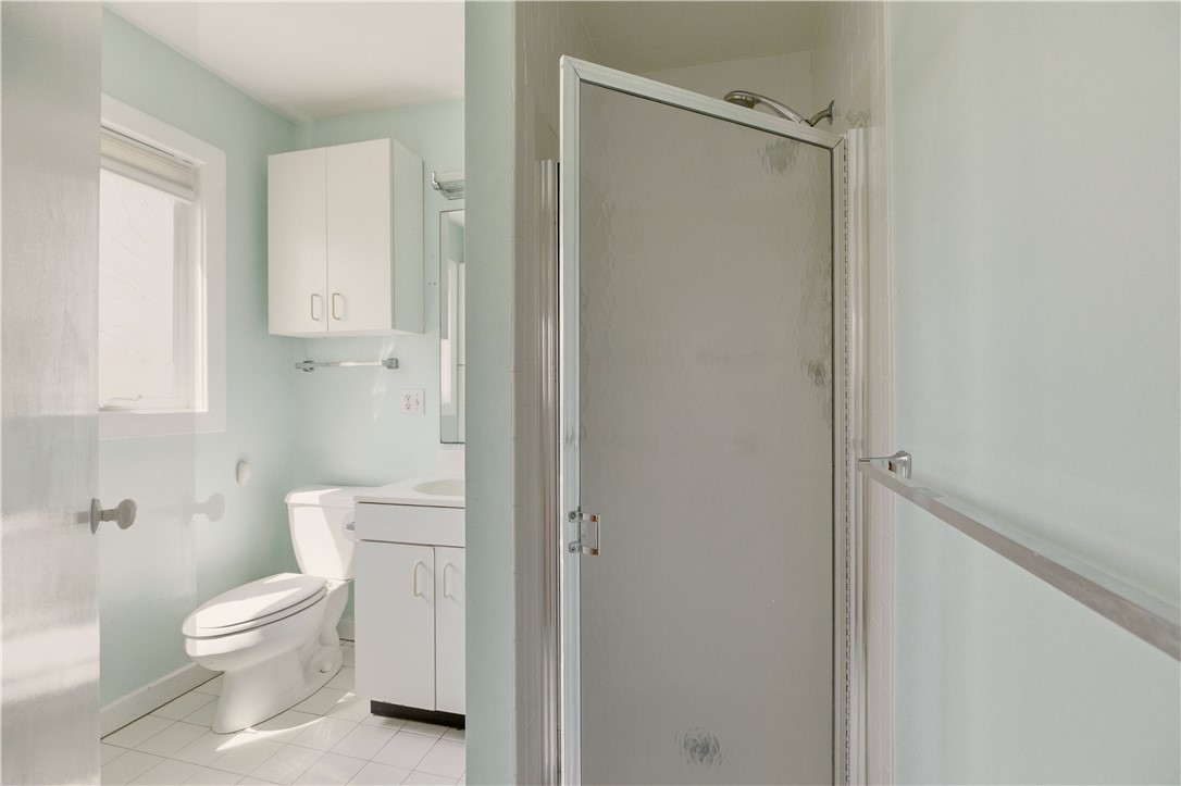 15 Hammersmith Road, Unit 30A Newport, RI 02840 - Photo 31 of 49 Guest bedroom Bathroom with shower stall