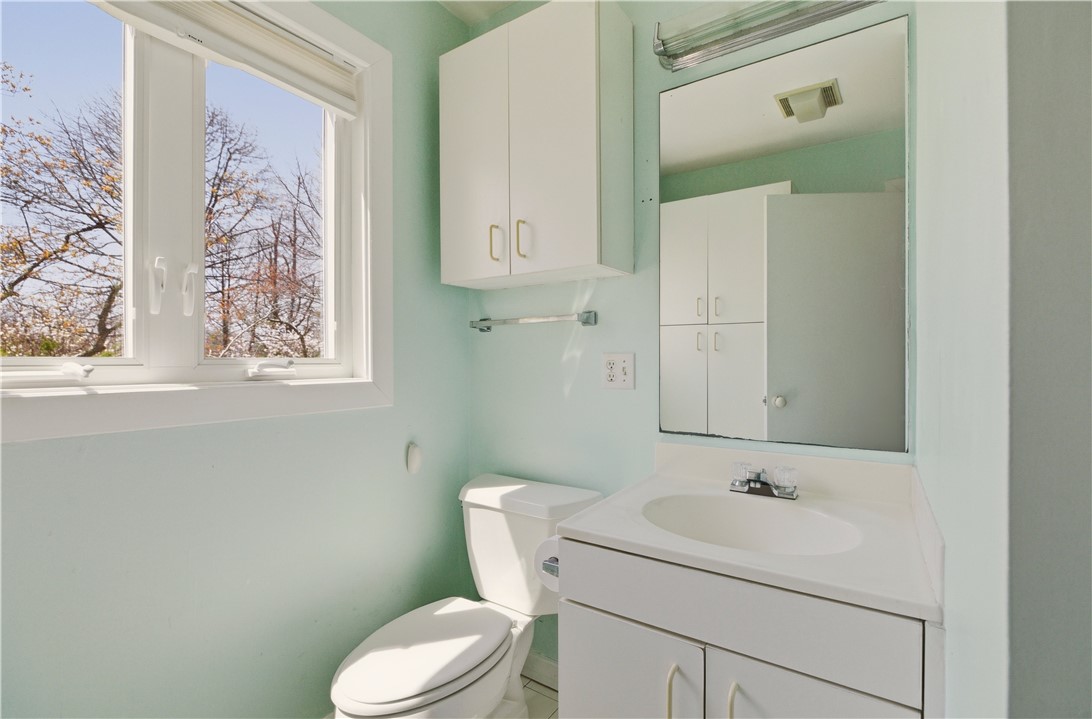15 Hammersmith Road, Unit 30A Newport, RI 02840 - Photo 32 of 49