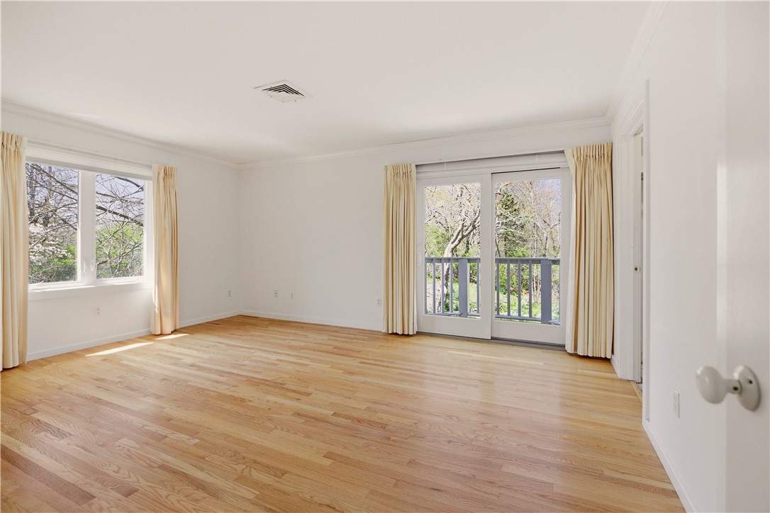 15 Hammersmith Road, Unit 30A Newport, RI 02840 - Photo 34 of 49