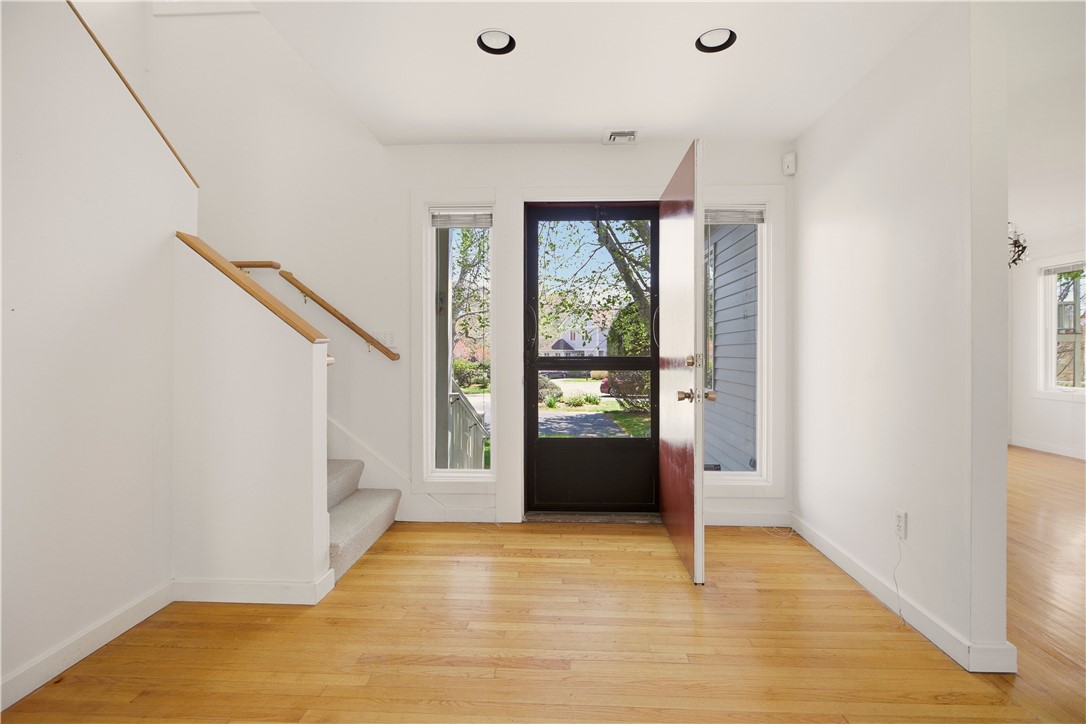 15 Hammersmith Road, Unit 30A Newport, RI 02840 - Photo 5 of 49