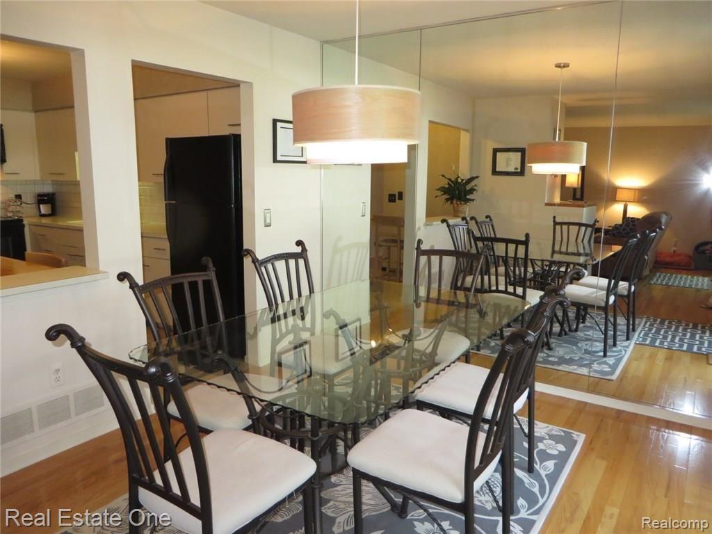 681 Highgate Mews, Unit 151 Rochester Hills, MI 48307 - Photo 8 of 35