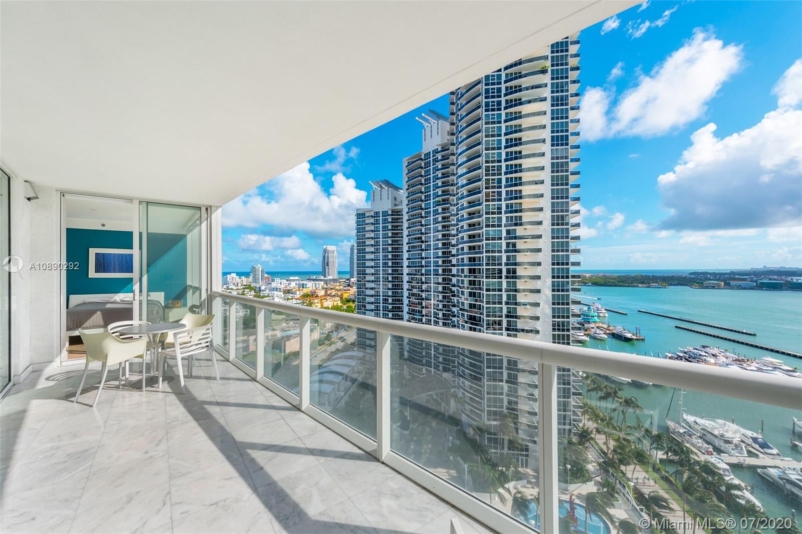 450 Alton Road, Unit 1705 Miami Beach, FL 33139 - Photo 17 of 31