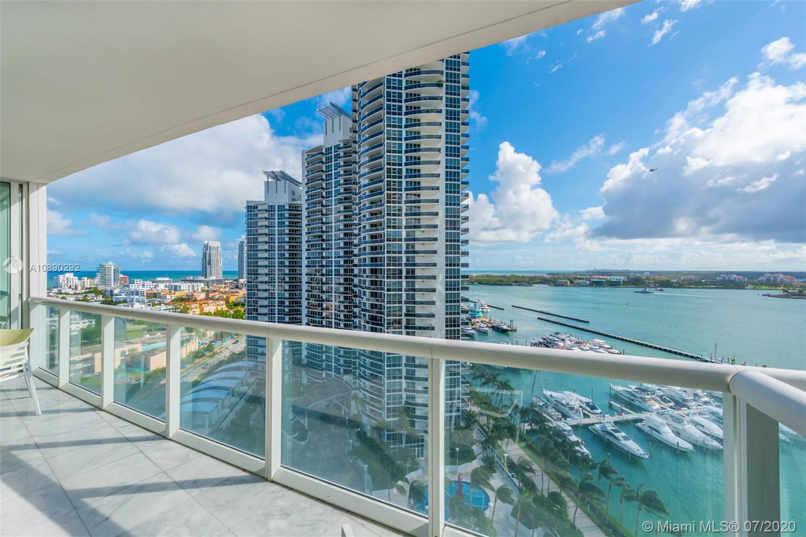 450 Alton Road, Unit 1705 Miami Beach, FL 33139 - Photo 18 of 31