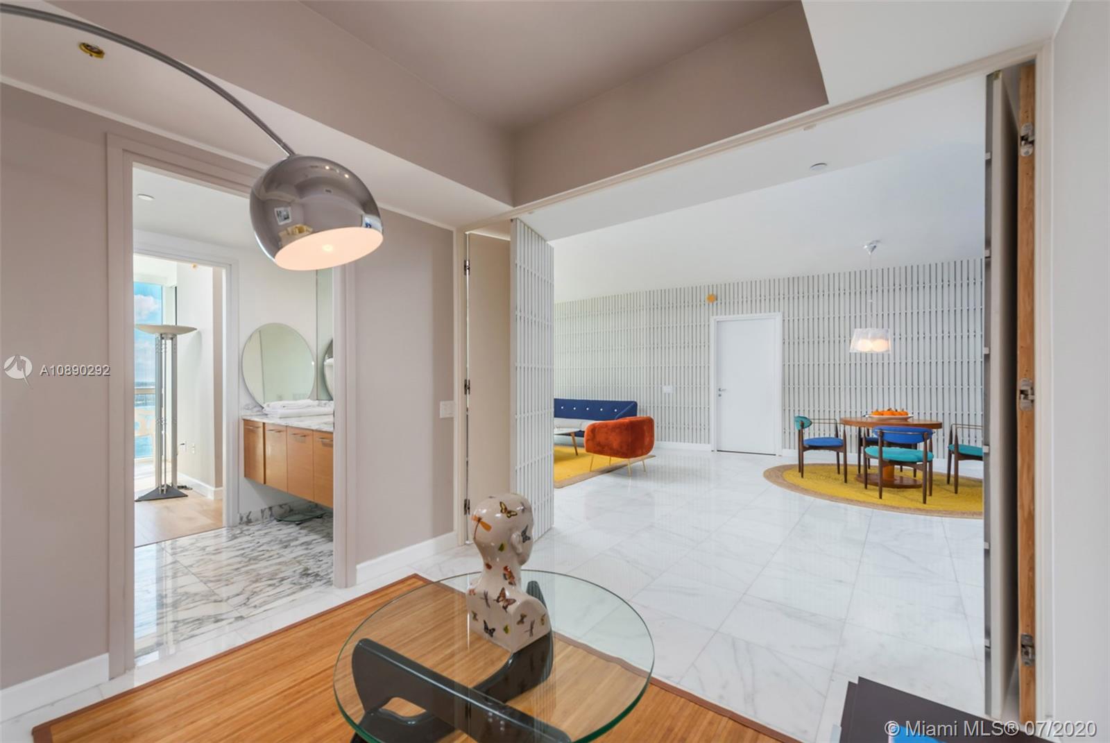 450 Alton Road, Unit 1705 Miami Beach, FL 33139 - Photo 24 of 31