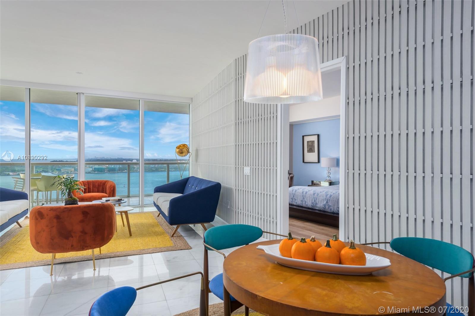 450 Alton Road, Unit 1705 Miami Beach, FL 33139 - Photo 29 of 31