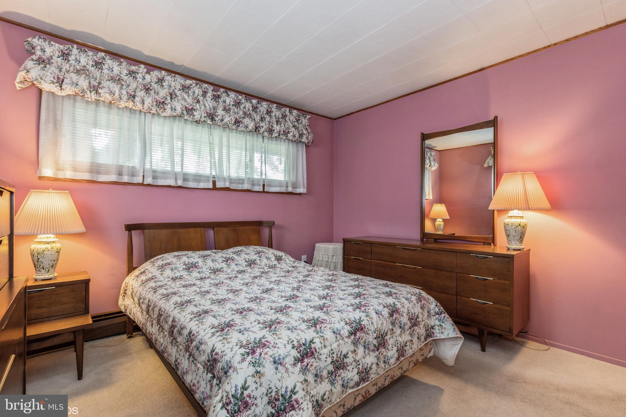 27 Mintleaf Road Levittown, PA 19056 - Photo 11 of 24 1rst floor Br1