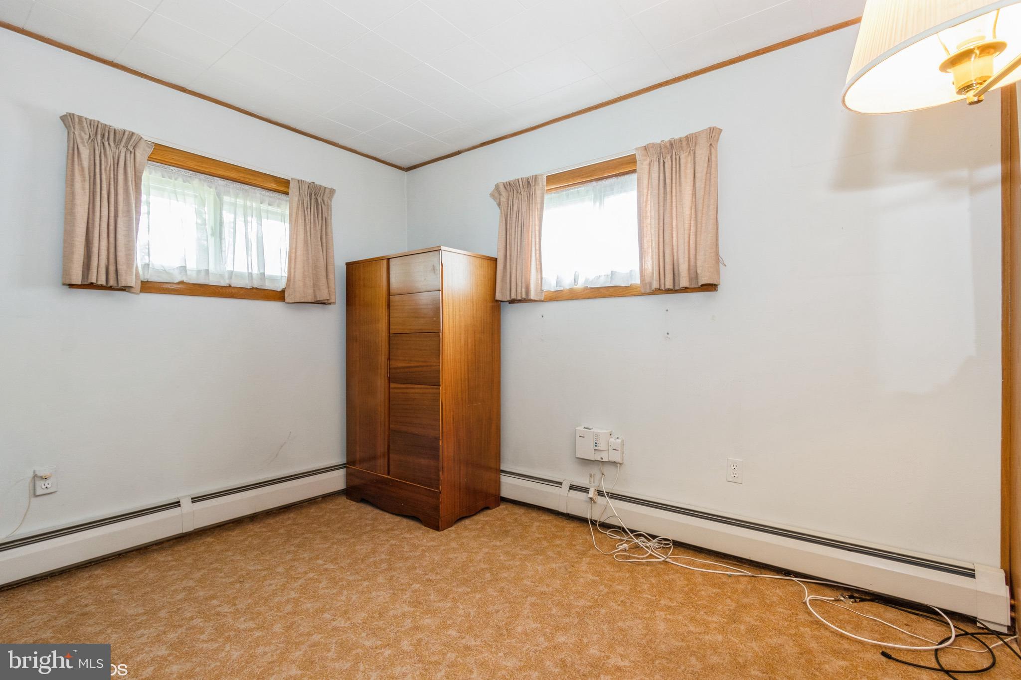 27 Mintleaf Road Levittown, PA 19056 - Photo 15 of 24 1rst floor Br 2