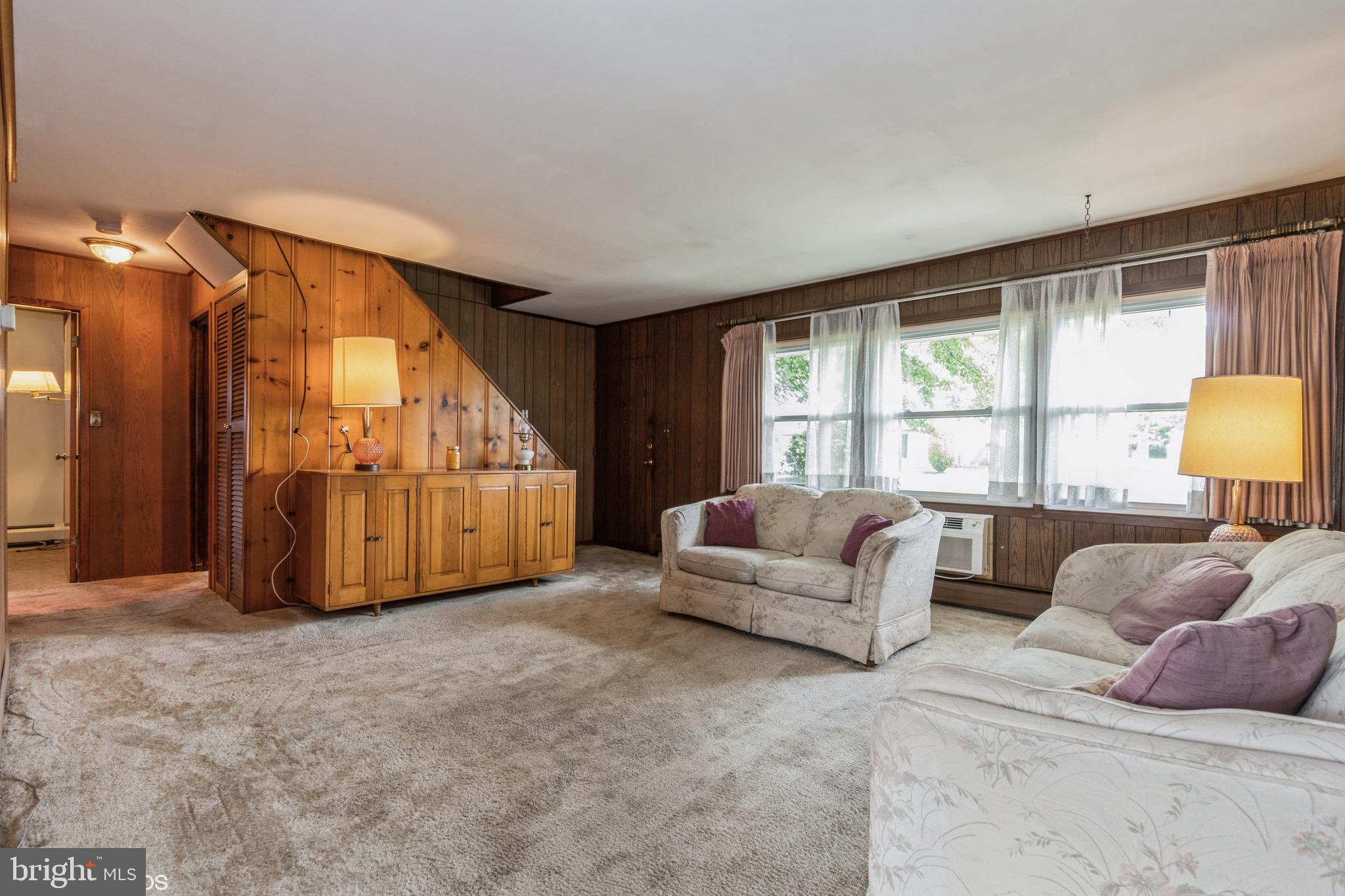 Family Room/Living Room