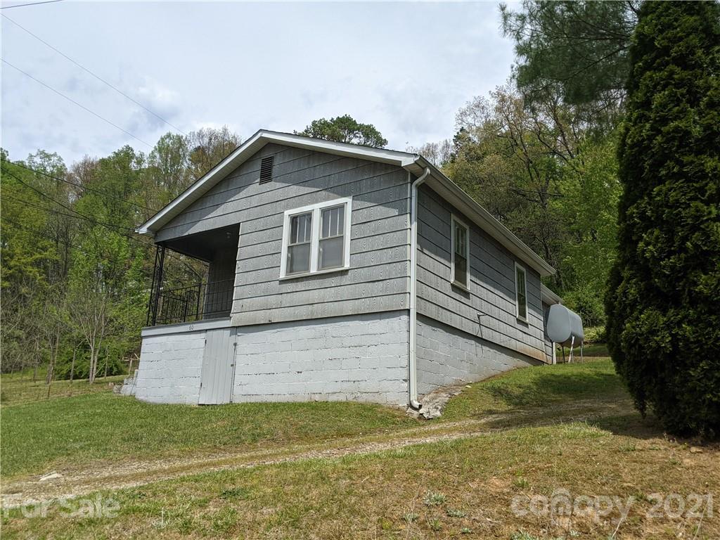60 Riddle Road Swannanoa, NC 28778 - Photo 2 of 40 Gallery Image 2
