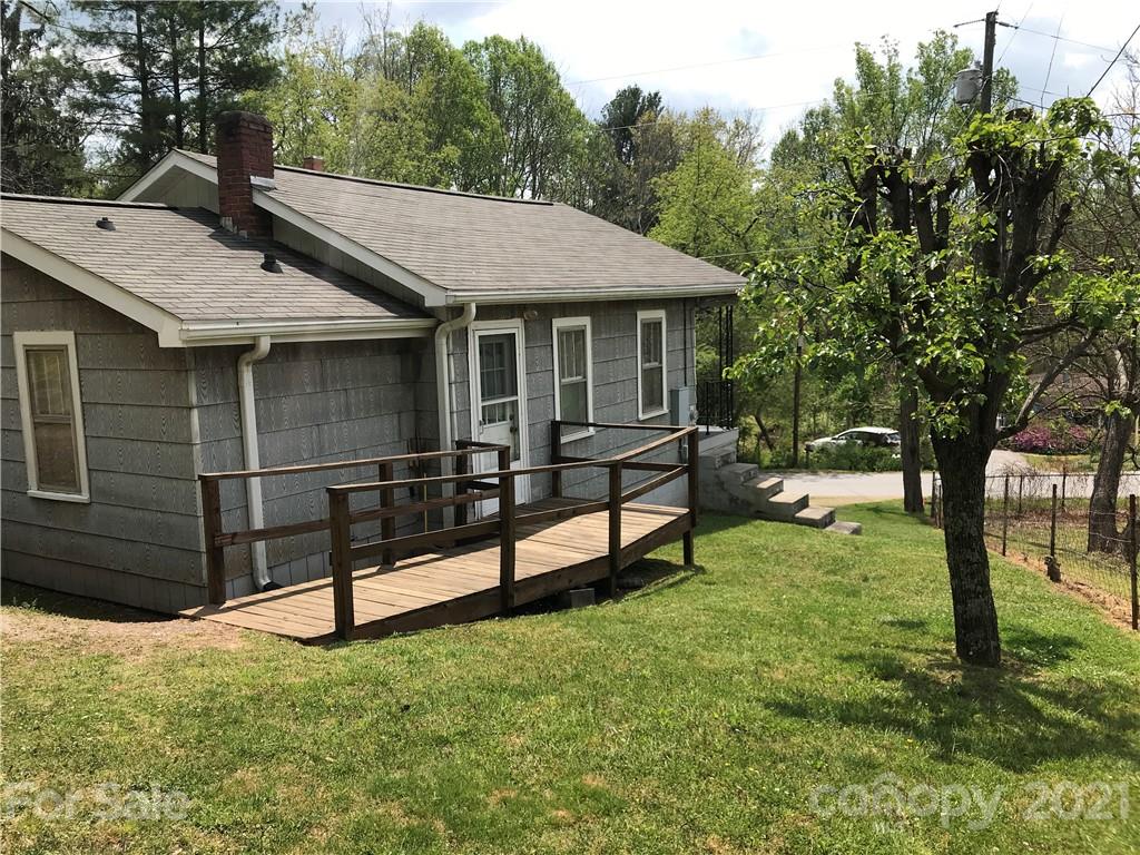 60 Riddle Road Swannanoa, NC 28778 - Photo 18 of 40 Gallery Image 18