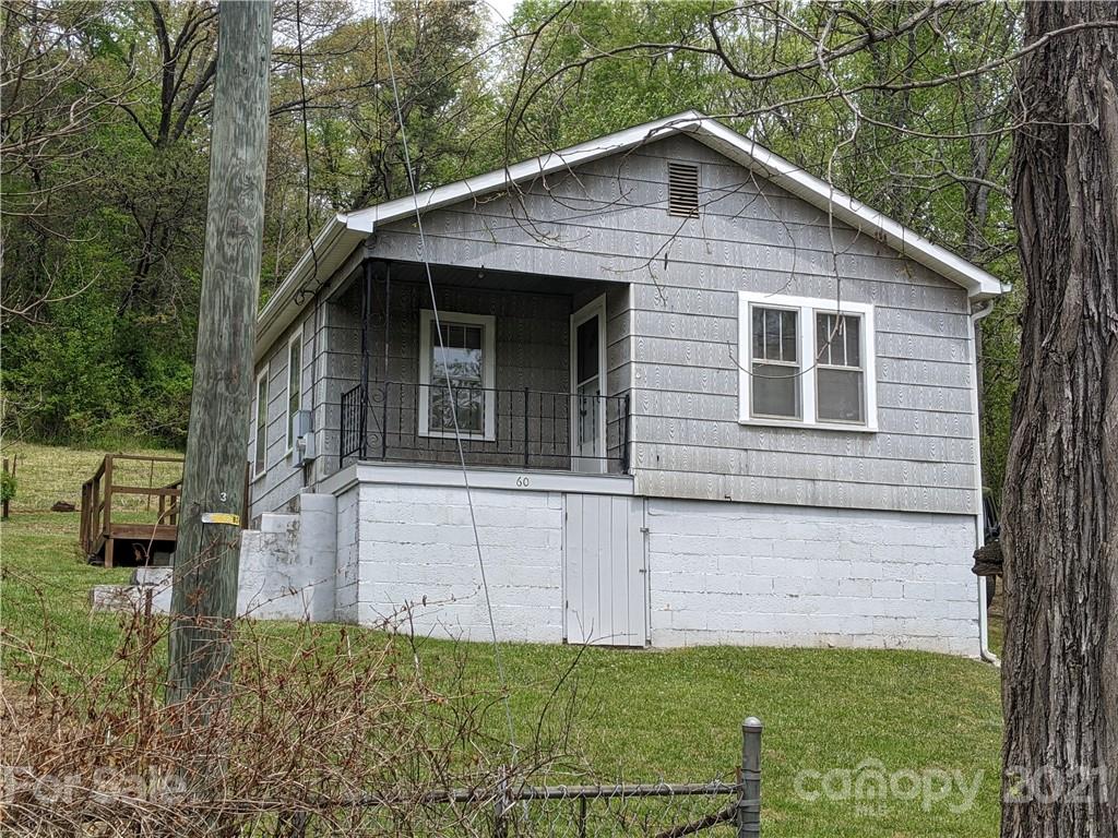 60 Riddle Road Swannanoa, NC 28778 - Photo 3 of 40 Gallery Image 3