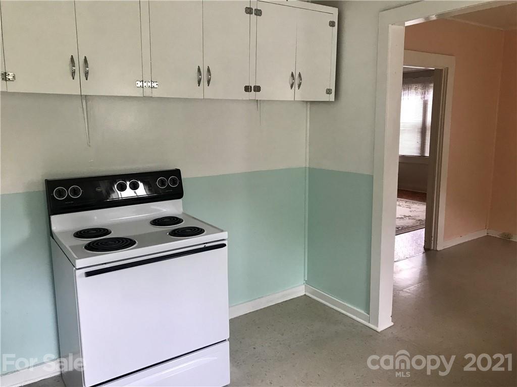 60 Riddle Road Swannanoa, NC 28778 - Photo 22 of 40 Gallery Image 22