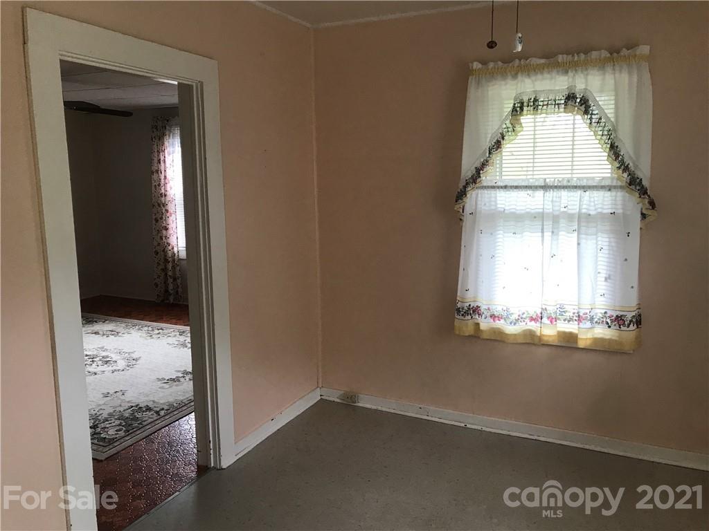 60 Riddle Road Swannanoa, NC 28778 - Photo 23 of 40 Gallery Image 23