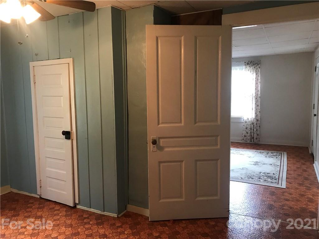 60 Riddle Road Swannanoa, NC 28778 - Photo 26 of 40 Gallery Image 26