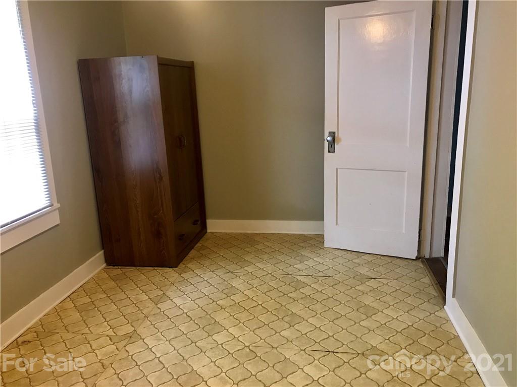 60 Riddle Road Swannanoa, NC 28778 - Photo 29 of 40 Gallery Image 29