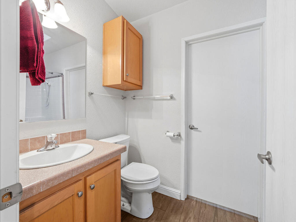15531 Green Wing Loop Keno, OR 97627 - Photo 17 of 27 P3190052