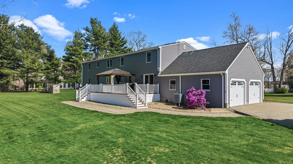 125 Dr Braley Road Freetown, MA 02717 - Photo 4 of 40