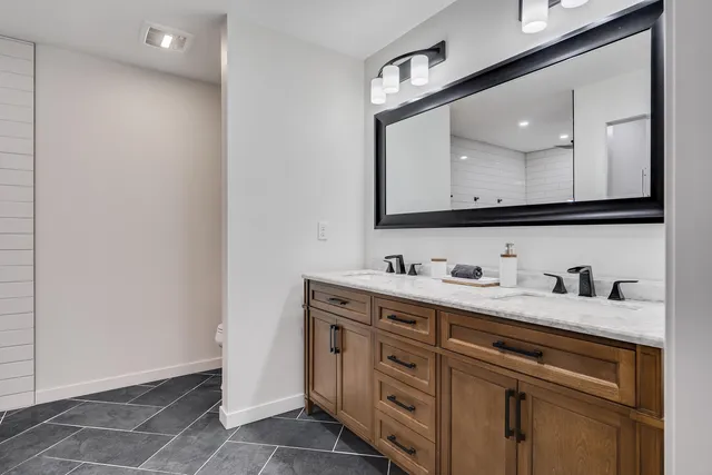 $344,900 | 16648 South Main Street, Galesville, WI 54630