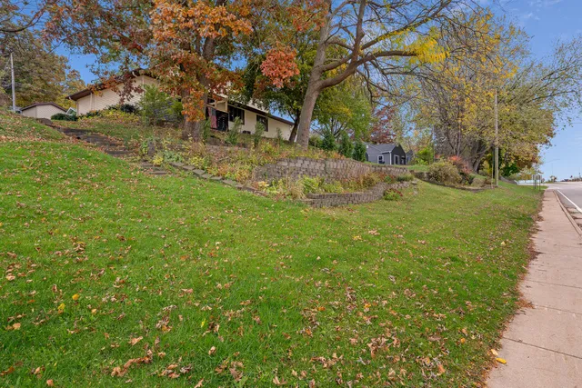 $344,900 | 16648 South Main Street, Galesville, WI 54630