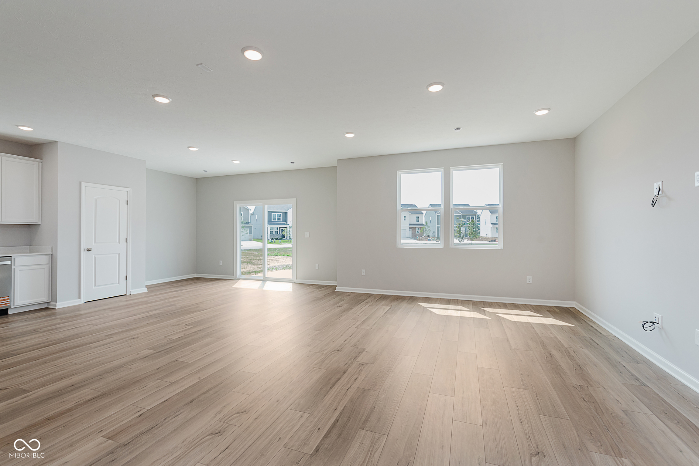 3807 Sterling Drive Whitestown, IN 46075 - Photo 5 of 28