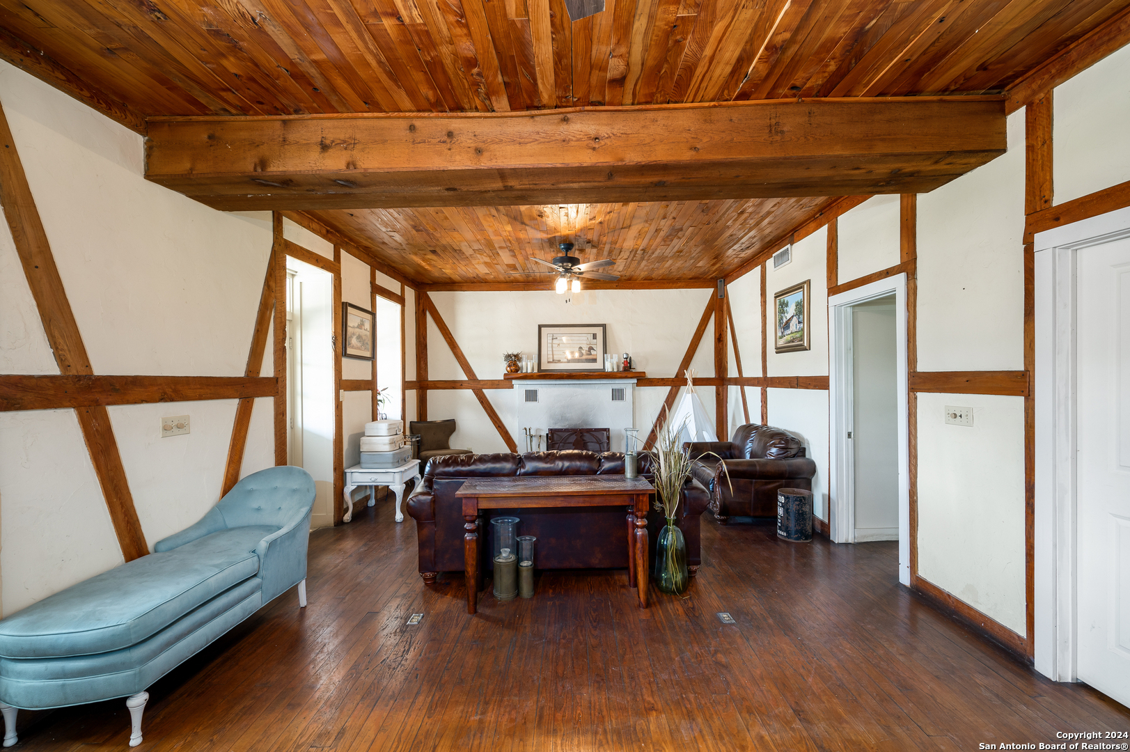 103 Waring Welfare Road Boerne, TX 78006 - Photo 17 of 33