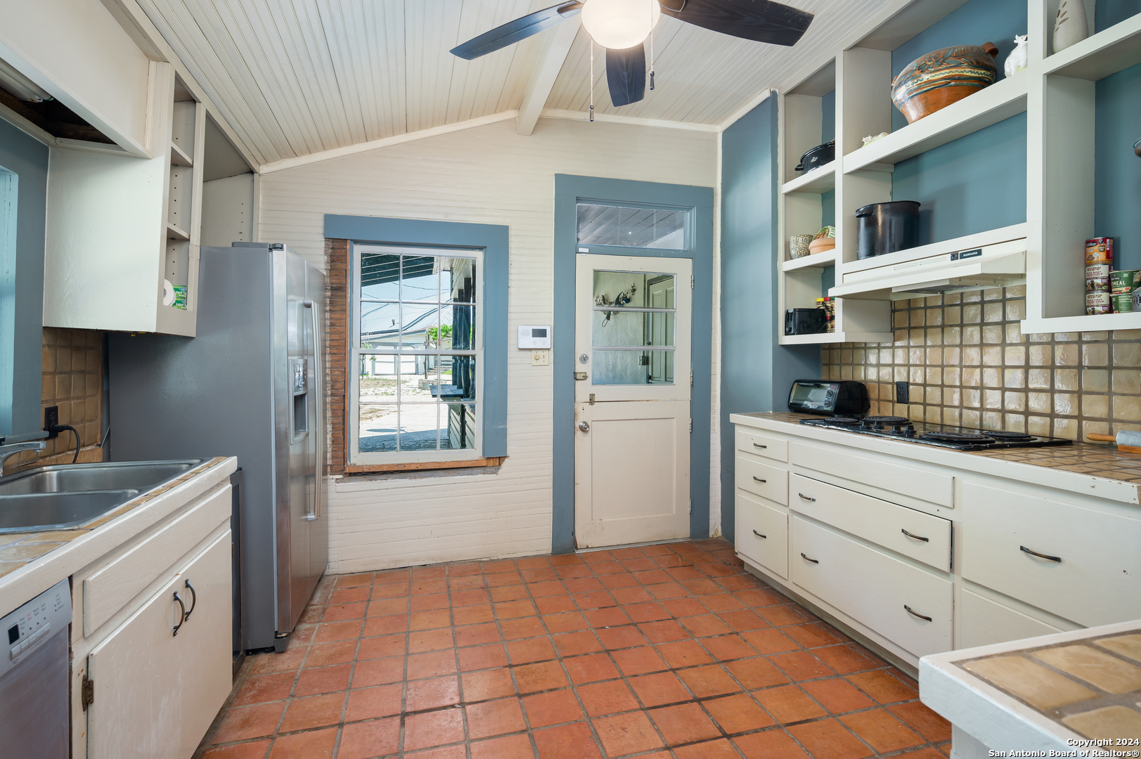 103 Waring Welfare Road Boerne, TX 78006 - Photo 20 of 33