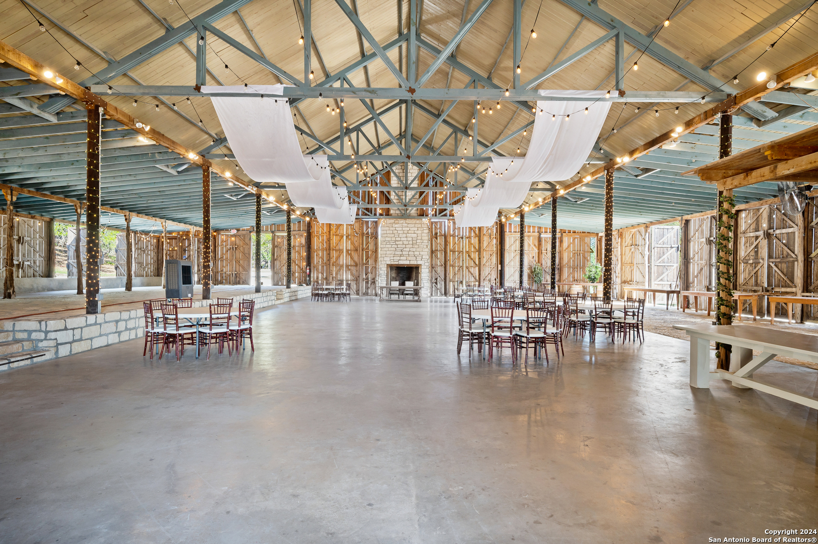 103 Waring Welfare Road Boerne, TX 78006 - Photo 23 of 33