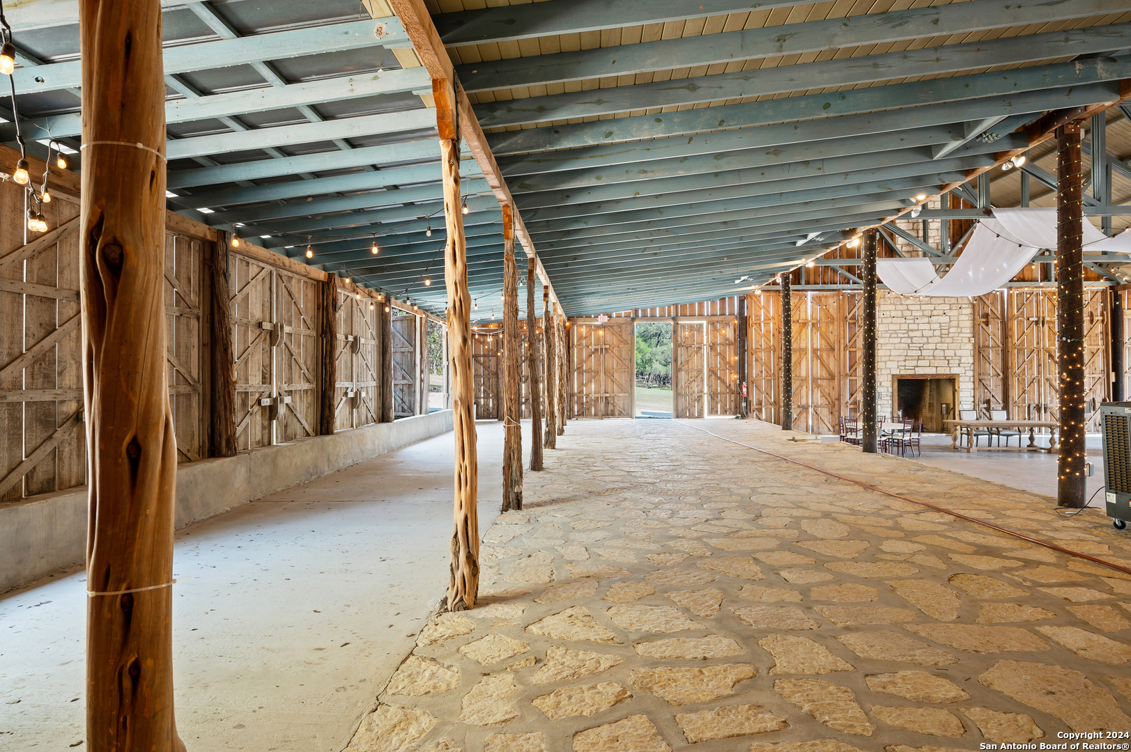 103 Waring Welfare Road Boerne, TX 78006 - Photo 24 of 33