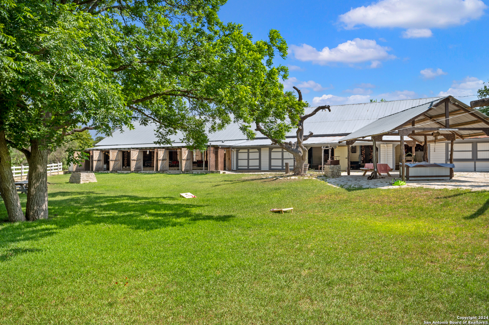 103 Waring Welfare Road Boerne, TX 78006 - Photo 6 of 33