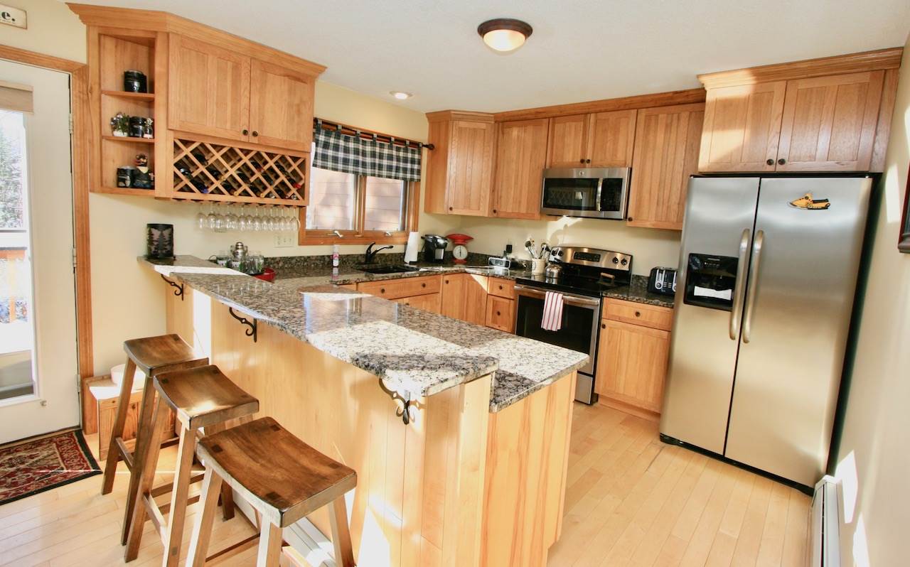 83 Hannah Loop, Unit 8 Carroll, NH 03595 - Photo 6 of 34 Gallery Image 6