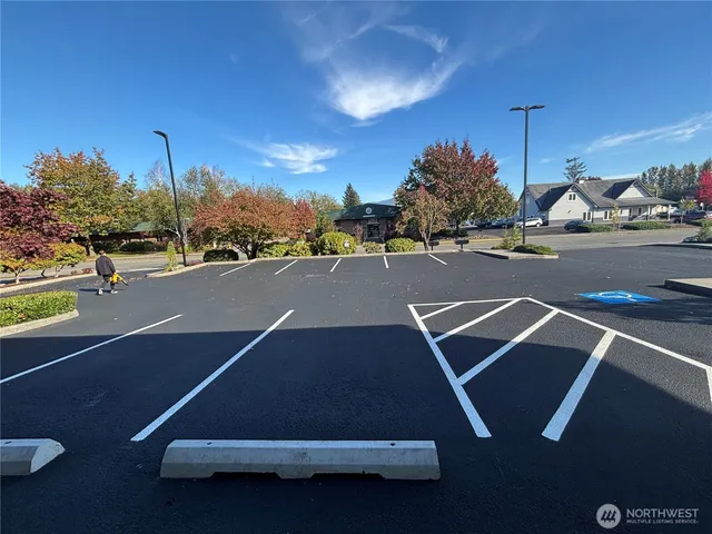 a view of a tennis court