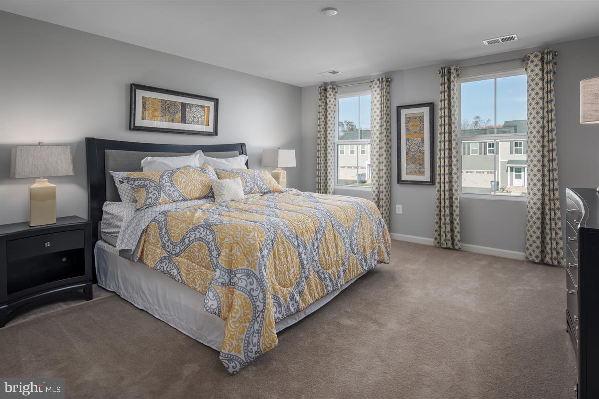 10011 Clairview Parkway Middle River, MD 21220 - Photo 15 of 23 Owner's Bedroom