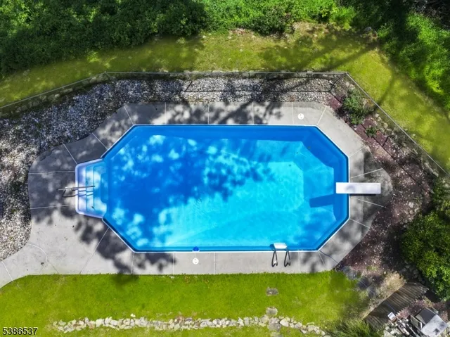 $815,000 | 910 Ravine Road, Califon, NJ 07830