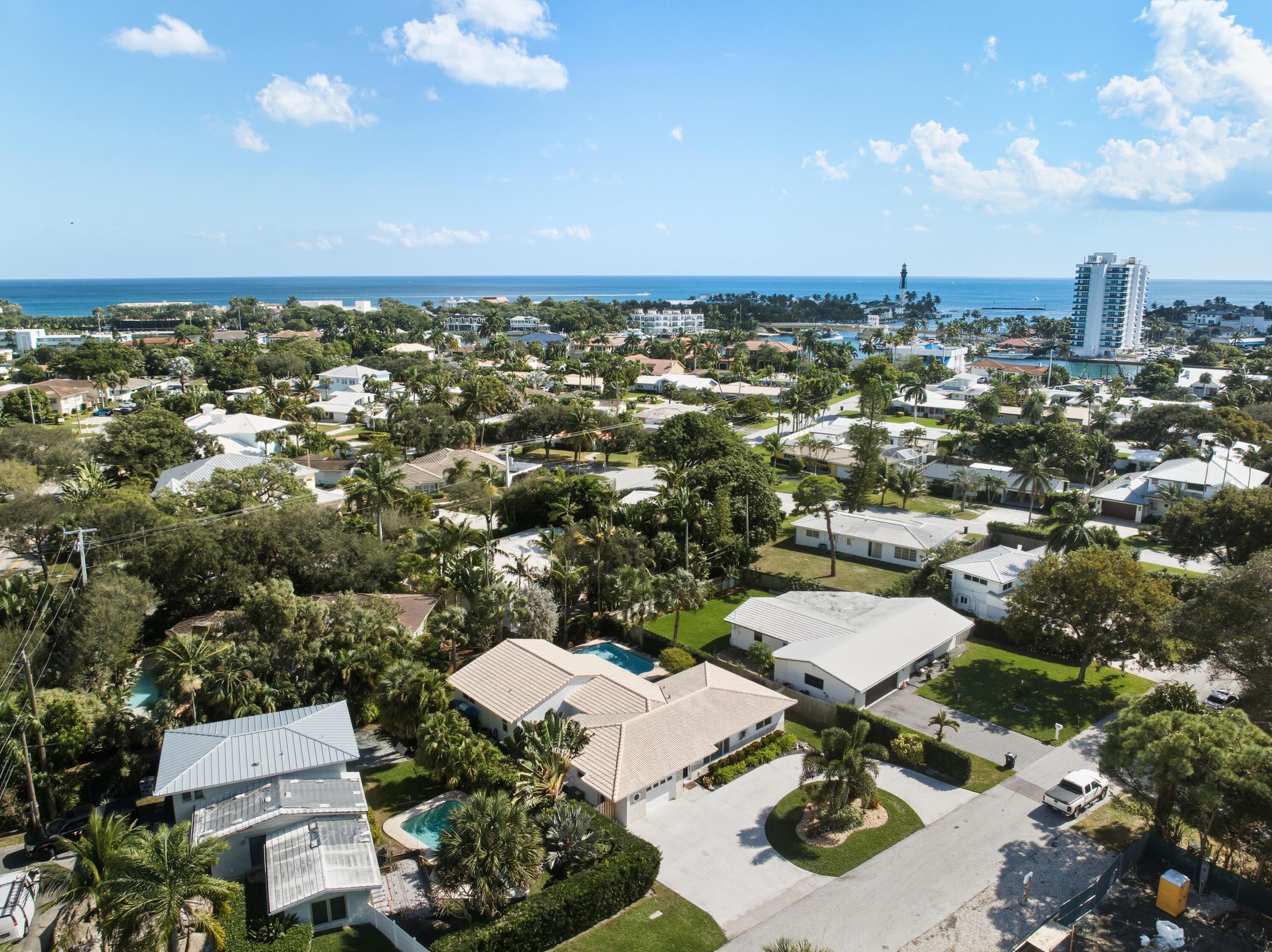 2642 Northeast 26th Terrace Lighthouse Point, FL 33064 - Photo 52 of 53 an aerial view of a city with lots of residential buildings