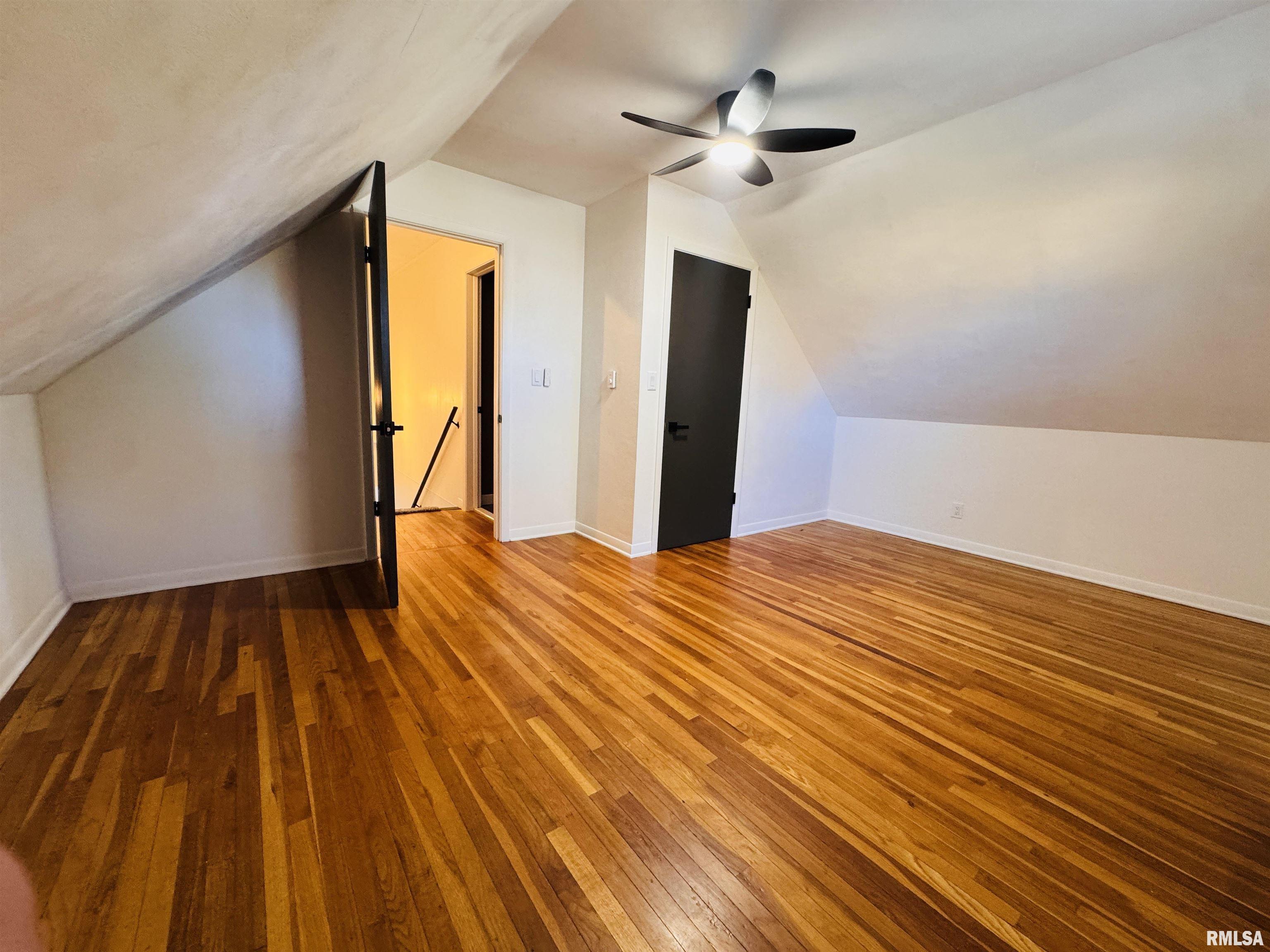 15465 Highway 67 Macomb, IL 61455 - Photo 18 of 27