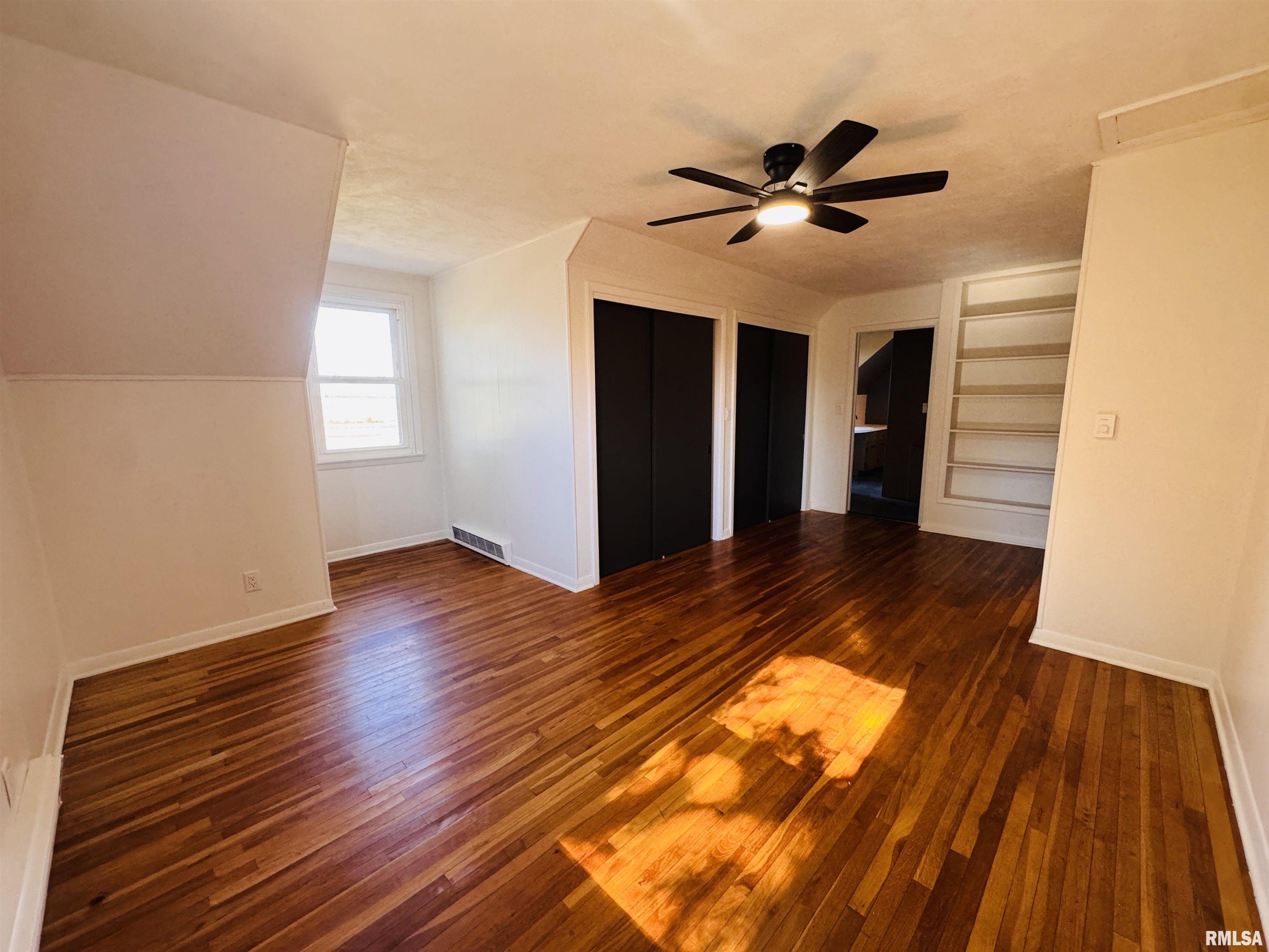 15465 Highway 67 Macomb, IL 61455 - Photo 23 of 27