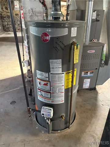 $235,000 | 18 Stephenson Avenue, West Seneca, NY 14224