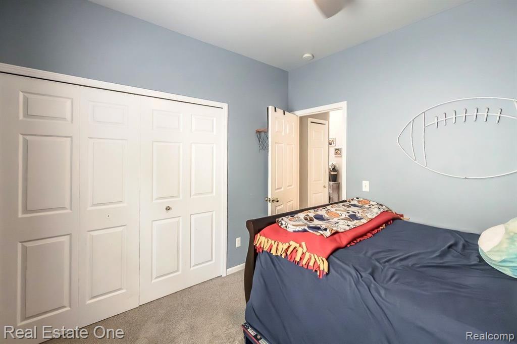 74 Eagle Ridge Road Lake Orion, MI 48360 - Photo 26 of 44