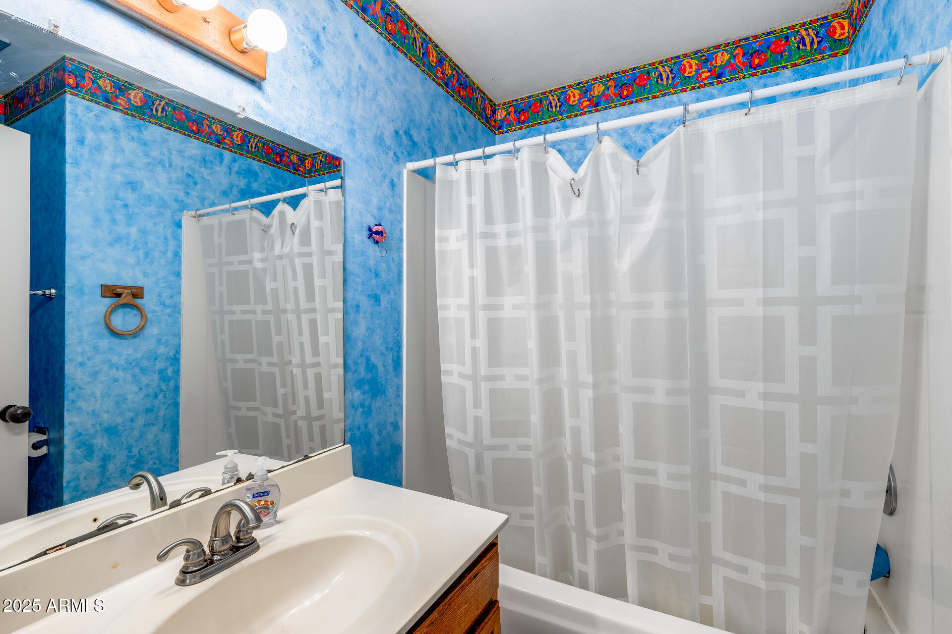 3844 West Calavar Road Phoenix, AZ 85053 - Photo 16 of 37