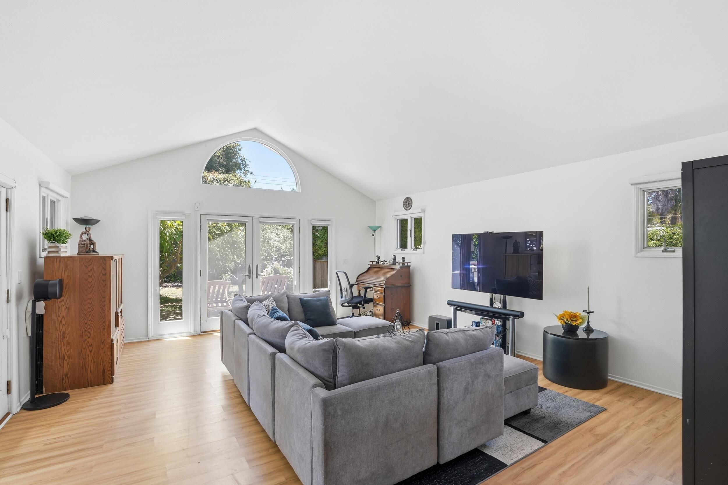 2505 Murrell Road Santa Barbara, CA 93109 - Photo 14 of 43 IMG_7346