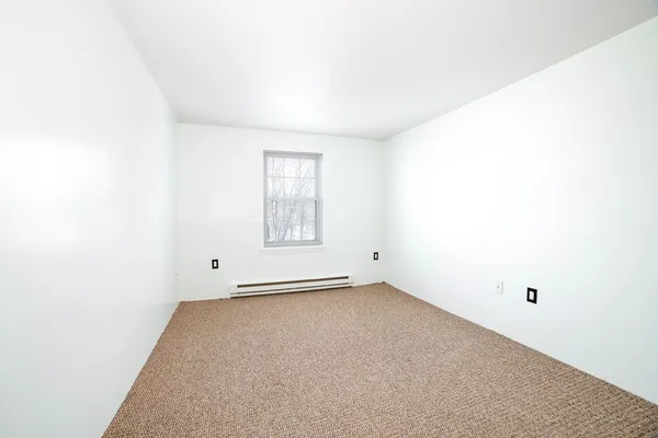 $2,050 | 80 Stanton Street, Unit 32, Worcester, MA 01605