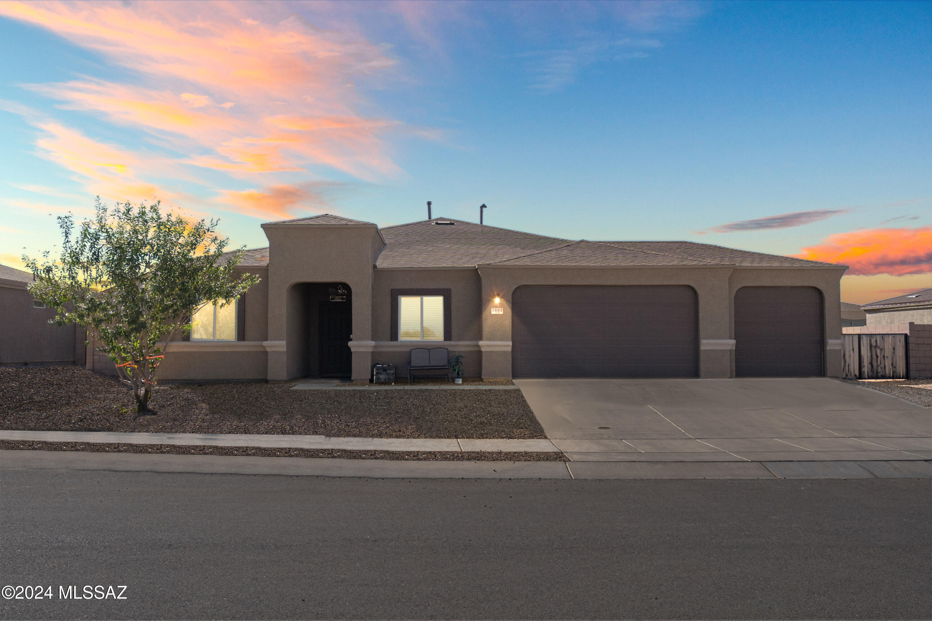7461 West Corona Road Tucson, AZ 85757 - Photo 1 of 31 Gallery Image 1