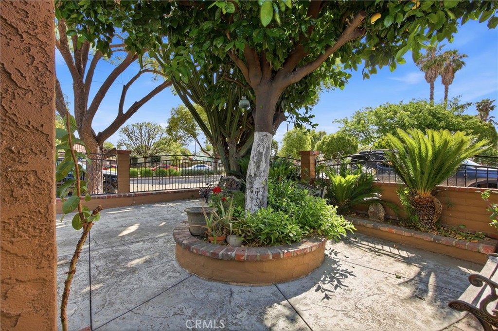 13054 Amar Road Baldwin Park, CA 91706 - Photo 4 of 52