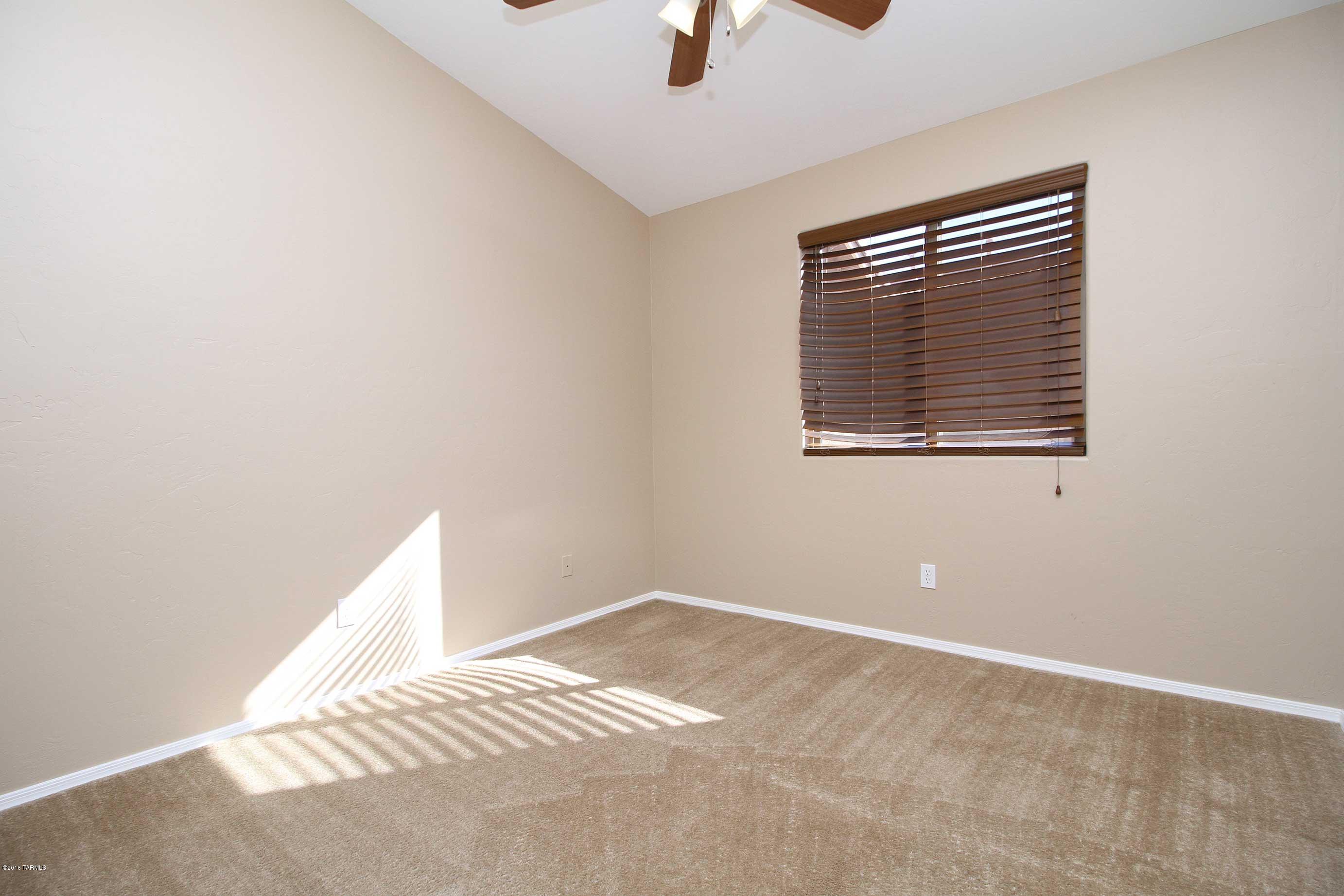 8445 Red Rock Ridge Court Tucson, AZ 85742 - Photo 15 of 31