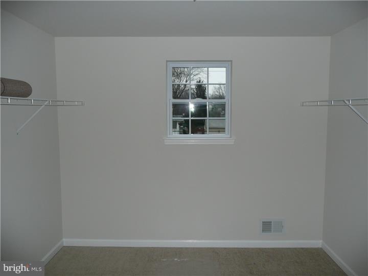227 Youngs Road Hamilton, NJ 08619 - Photo 14 of 18 Walk-in Closet
